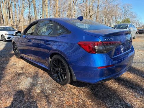 Used 2022 Honda Civic Sport image 4