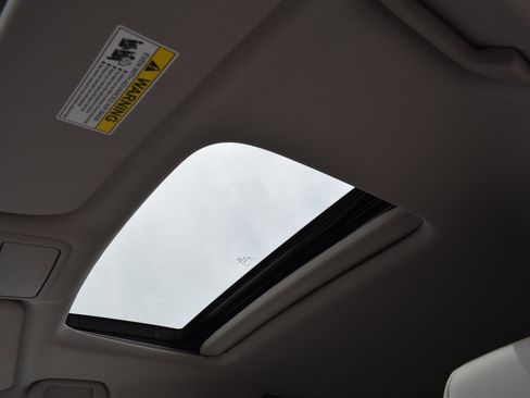 Used 2025 Honda Odyssey EX-L image 10