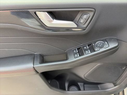 Used 2024 Ford Escape ST-Line w/ Tech Pack #1 AWD/4WD image 10