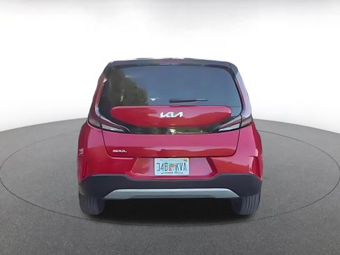 Used 2025 Kia Soul LX w/ LX Technology Package FWD image 12