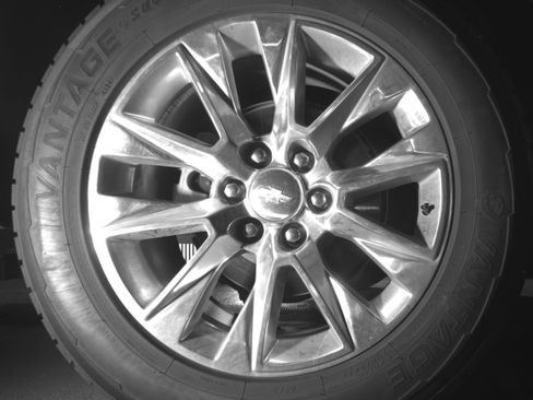 Used 2023 Chevrolet Suburban Premier image 15