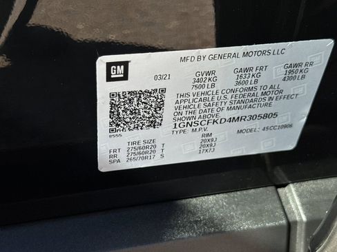 Used 2021 Chevrolet Suburban Premier RWD image 38