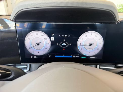 Used 2025 Hyundai Elantra SEL FWD image 43