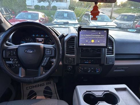 Used 2016 Ford F150 XLT w/ Trailer Tow Package AWD/4WD image 13