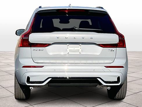 New 2026 Volvo XC60 T8 Ultra w/ Protection Package Premier image 6