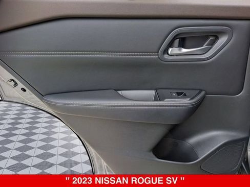 Used 2023 Nissan Rogue SV w/ SV Premium B Package AWD/4WD image 30