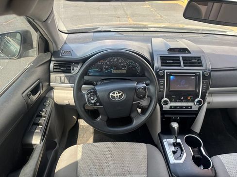 Used 2013 Toyota Camry FWD image 2