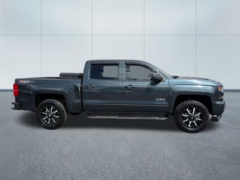 Used 2017 Chevrolet Silverado 1500 LT w/ Texas Edition AWD/4WD image 2