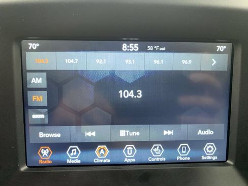 Used 2019 Jeep Compass Latitude w/ Cold Weather Group AWD/4WD image 13