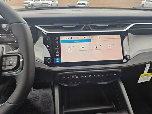 New 2026 Jeep Cherokee Limited image 17