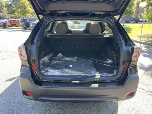 New 2025 Subaru Outback Premium image 4