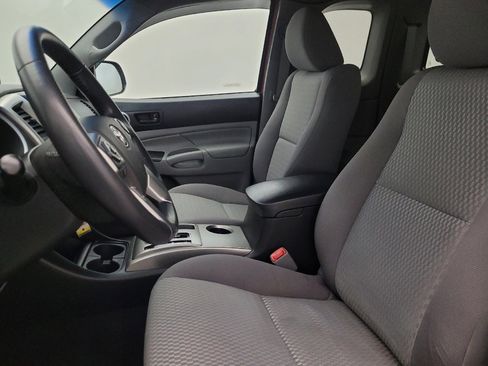 Used 2015 Toyota Tacoma PreRunner w/ SR5 Package image 17