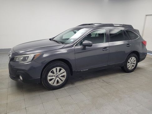 Used 2019 Subaru Outback 2.5i Premium image 2