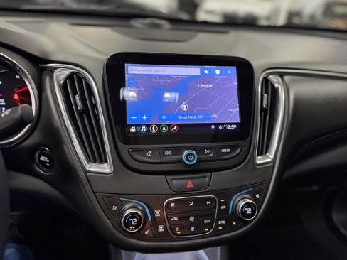 Used 2019 Chevrolet Malibu Premier w/ Sun and Wheel Package image 25