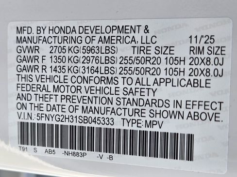 Certified 2025 Honda Pilot Sport image 32