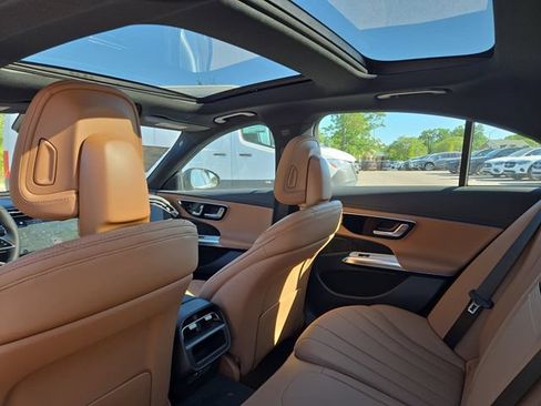 New 2026 Mercedes-Benz E 350 4MATIC Sedan image 29