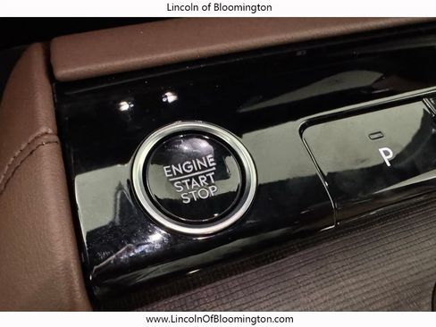 New 2026 Lincoln Navigator Reserve AWD/4WD image 53