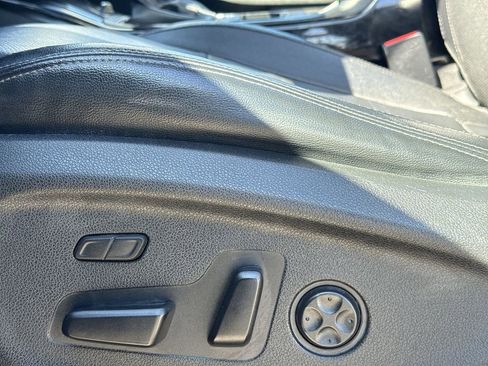 Used 2016 Kia Sorento SX image 14