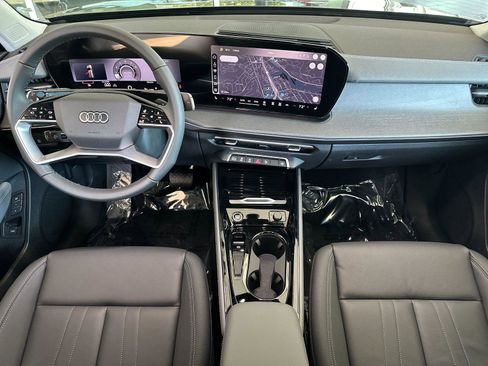 New 2026 Audi Q3 quattro 2.0T AWD/4WD image 12