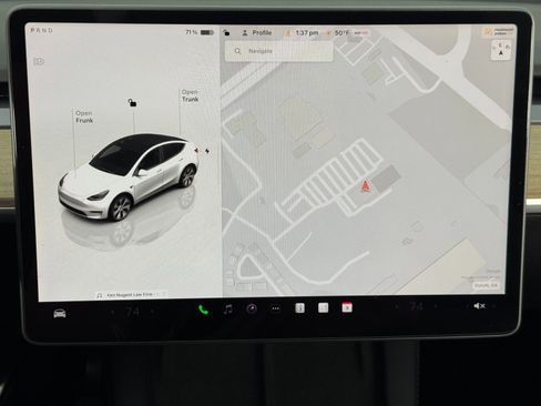 Used 2022 Tesla Model Y Long Range image 22