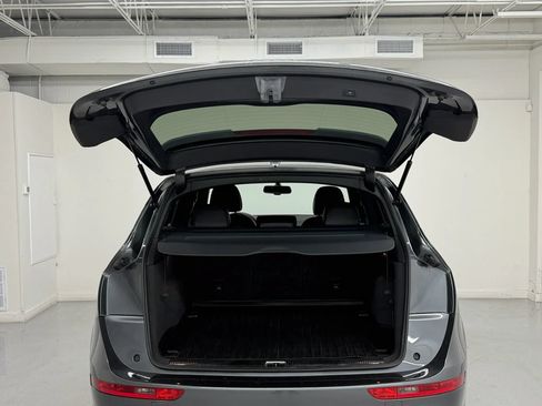 Used 2016 Audi SQ5 Premium Plus w/ Technology Package AWD/4WD image 18