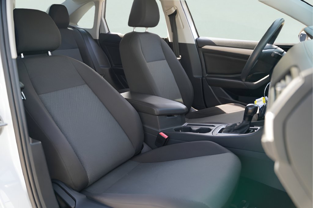 Used 2019 Volkswagen Jetta S w/ Driver Assistance Package FWD image 22