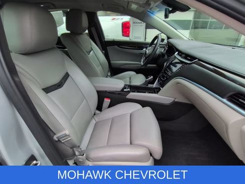 Used 2014 Cadillac XTS Luxury FWD image 28