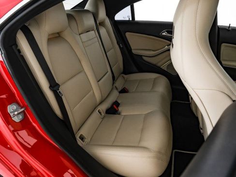 Used 2019 Mercedes-Benz CLA 250 BLIND SPOT NAVIGATION LEATHER image 32