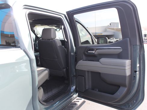New 2026 Chevrolet Silverado 1500 ZR2 AWD/4WD image 17