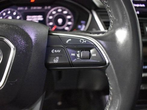 Used 2018 Audi Q5 2.0T Premium Plus w/ Premium Plus Package image 17