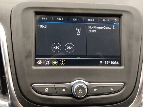 Used 2019 Chevrolet Equinox LS w/ LS Convenience Package image 25