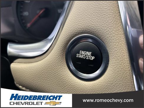 Used 2023 Chevrolet Traverse LS FWD image 28