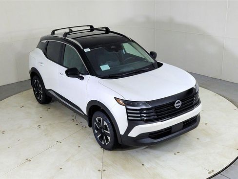 New 2026 Nissan Kicks SV w/ Cold Weather Package image 13