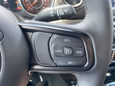 Used 2023 Jeep Gladiator Sport AWD/4WD image 26