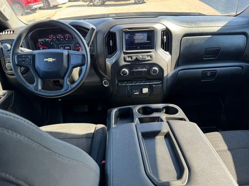 Used 2023 Chevrolet Silverado 1500 Custom AWD/4WD image 11