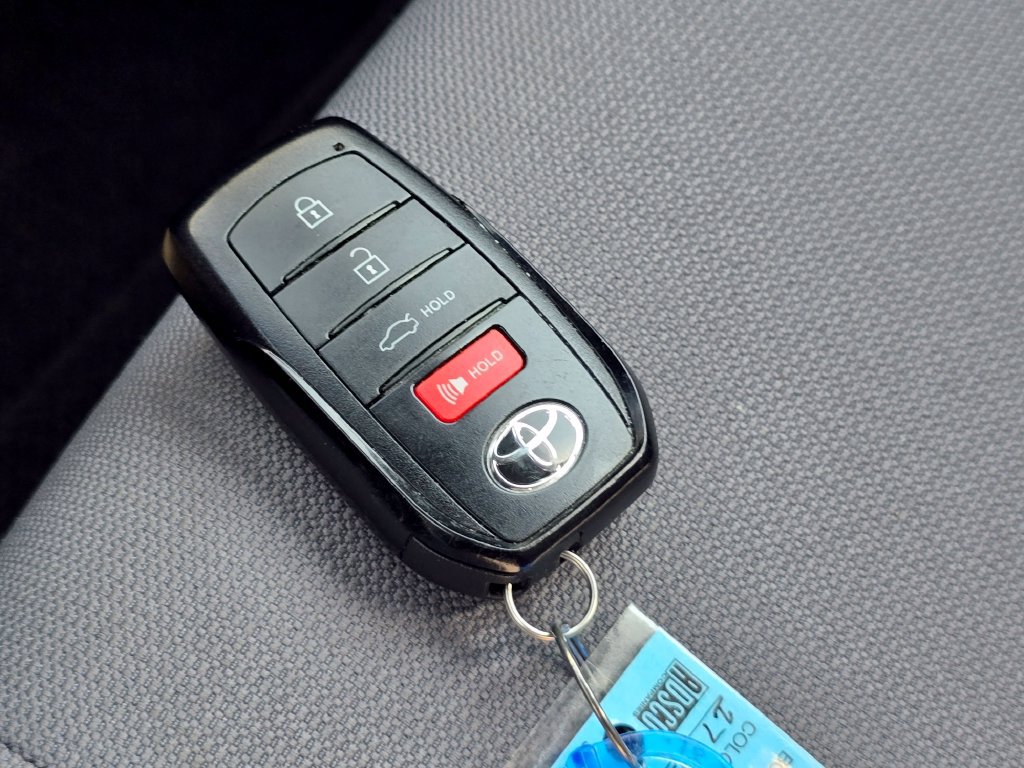 Certified 2024 Toyota Corolla SE FWD image 34