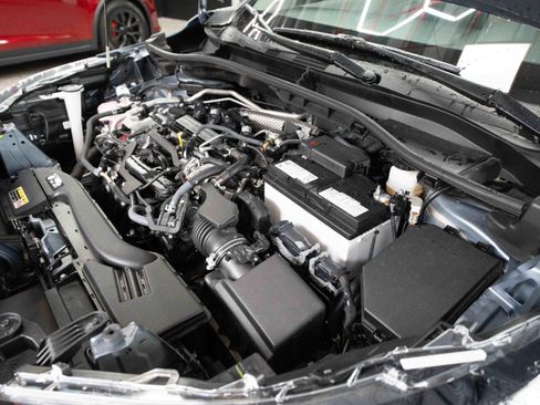 Used 2024 Toyota Corolla Cross L FWD image 33