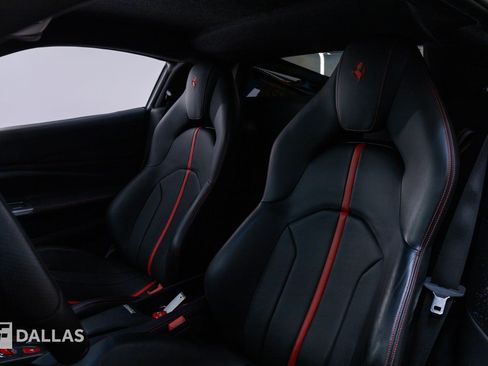Used 2020 Ferrari F8 Tributo RWD image 3