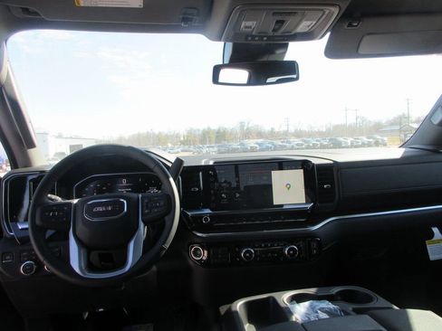 New 2026 GMC Sierra 2500 SLE w/ SLE Value Package; AWD/4WD image 16