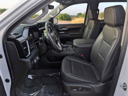 Used 2023 GMC Sierra 1500 Denali AWD/4WD image 14
