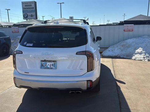 Used 2024 Kia Telluride SX Prestige image 11