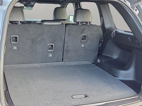 New 2025 Jeep Grand Cherokee Altitude image 8