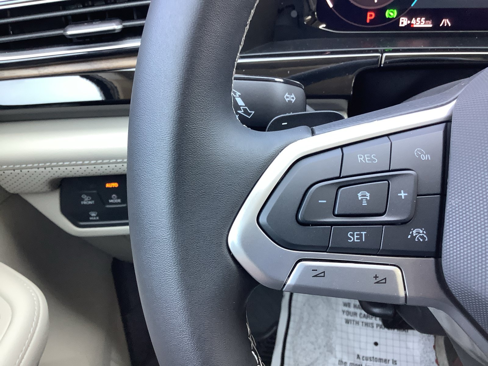 New 2026 Volkswagen Atlas SE FWD image 27