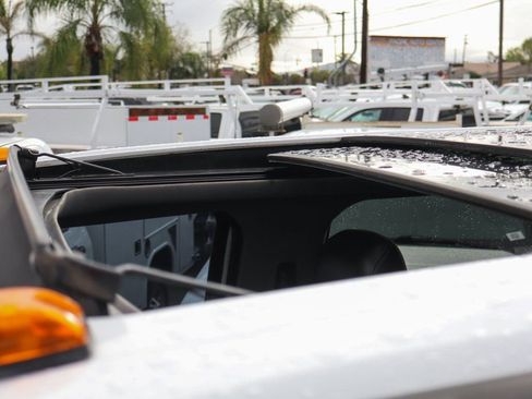 Used 2017 Ford F350 Lariat w/ Lariat Ultimate Package image 31