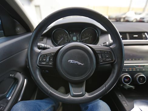 Used 2019 Jaguar E-PACE image 4