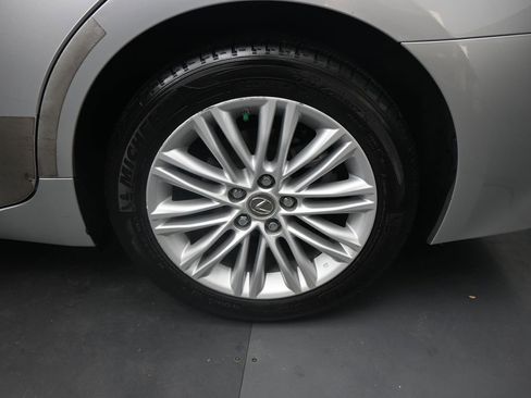 Used 2014 Lexus ES 350 image 21