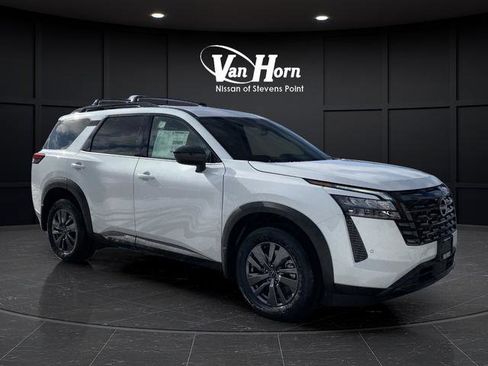 New 2026 Nissan Pathfinder SV image 32