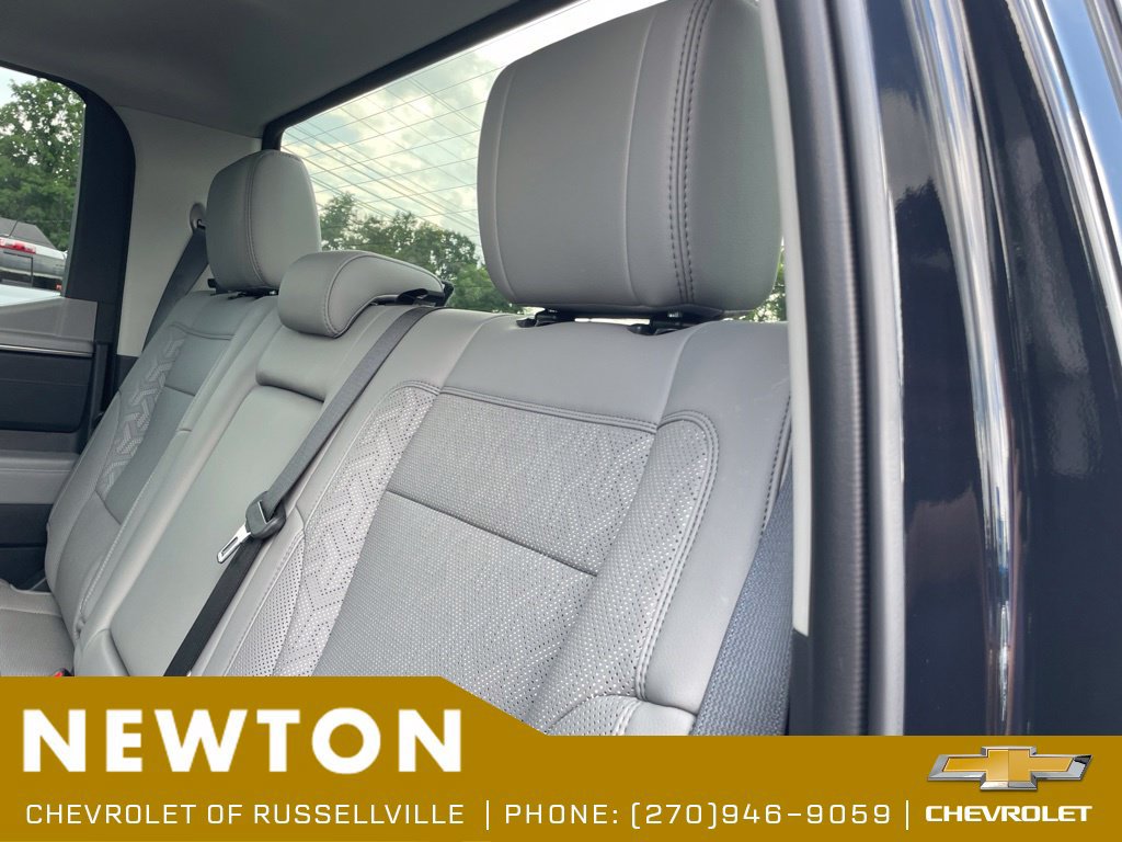 Used 2024 Toyota Tundra Limited w/ Power Package AWD/4WD image 35