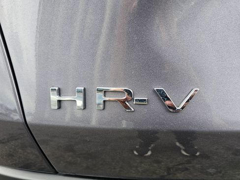 Used 2023 Honda HR-V LX image 29