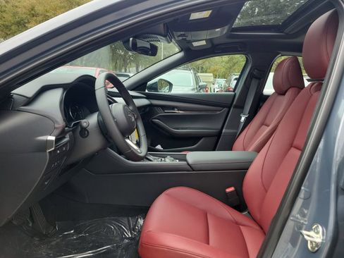 New 2026 MAZDA MAZDA3 Carbon image 2